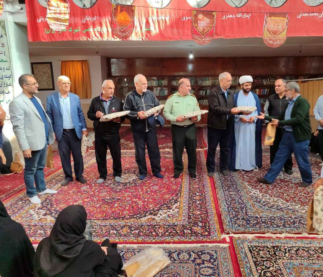 برگزاری ورزش صبحگاهی بازنشستگان و مستمری بگیران شهرستان ساوجبلاغ