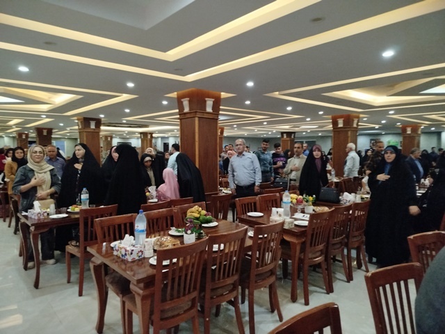 برگزاری ضیافت خانوادگی شهرستان بندرانزلی با حضور 26 بازنشسته و خانواده محترم آنان برگزاری ضیافت خانوادگی شهرستان بندرانزلی با حضور 26 بازنشسته و خانواده محترم آنان