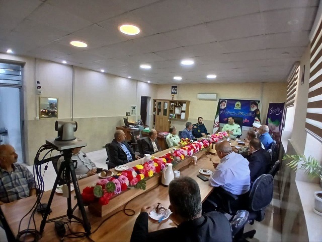 دیدار فرمانده انتظامی شهرستان خمام با 10 تن از پیشکسوتان عرصه نظم و امنیت