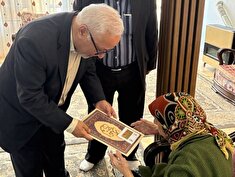 دیدار با مستمری‌بگیر خانم نجفیان