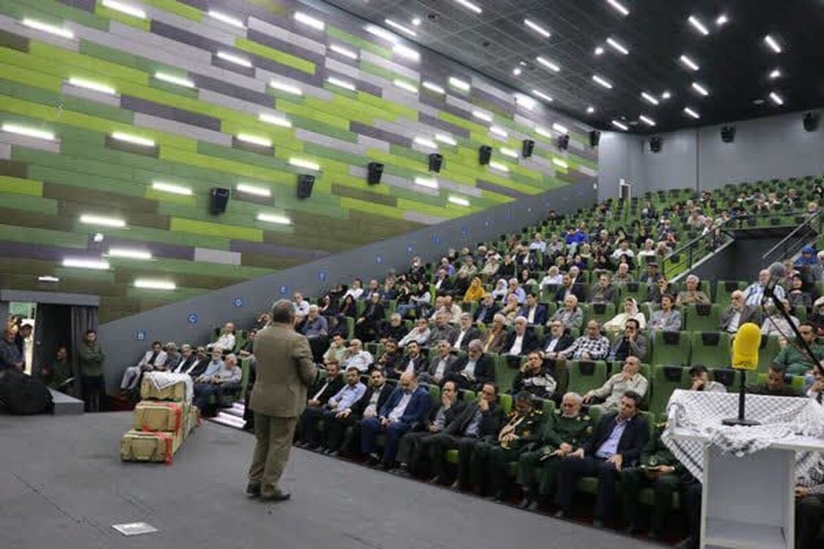 آیین تجلیل از پیشکسوتان دفاع مقدس در شهرستان فردیس برگزار شد