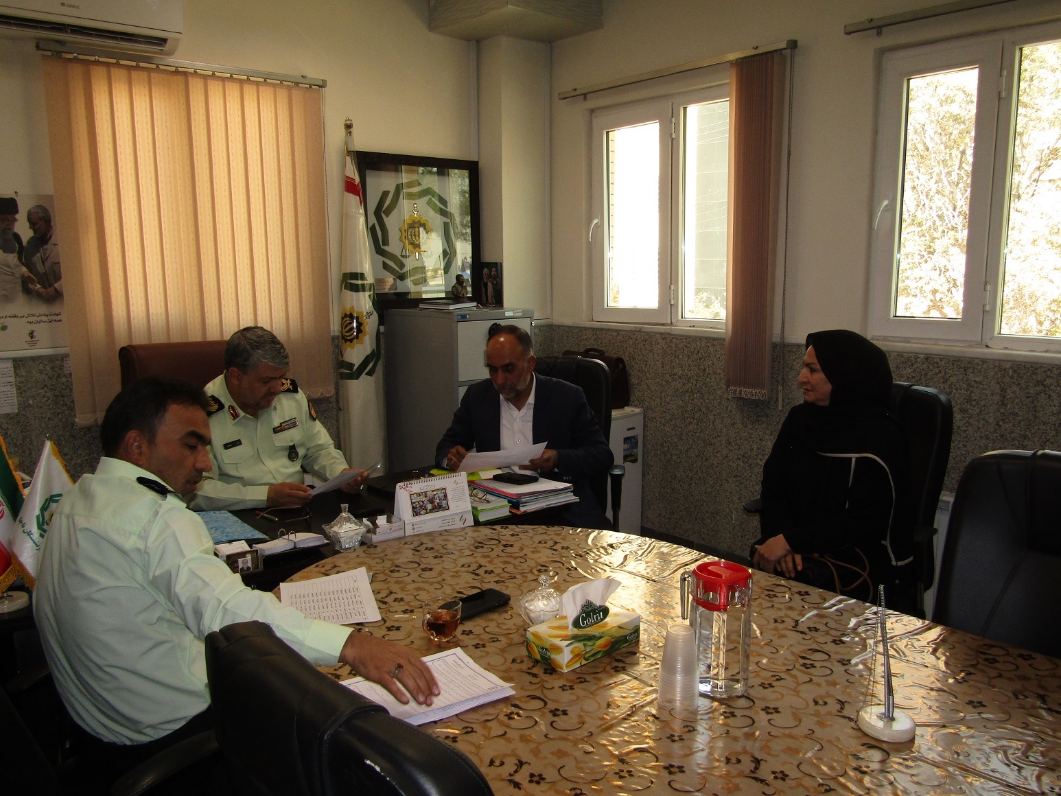 دیدار چهره به چهره سردارفرمانده انتظامی استان کرمان 13نفرپیشکسوت و3نفرمستمری بگیر بگیر
