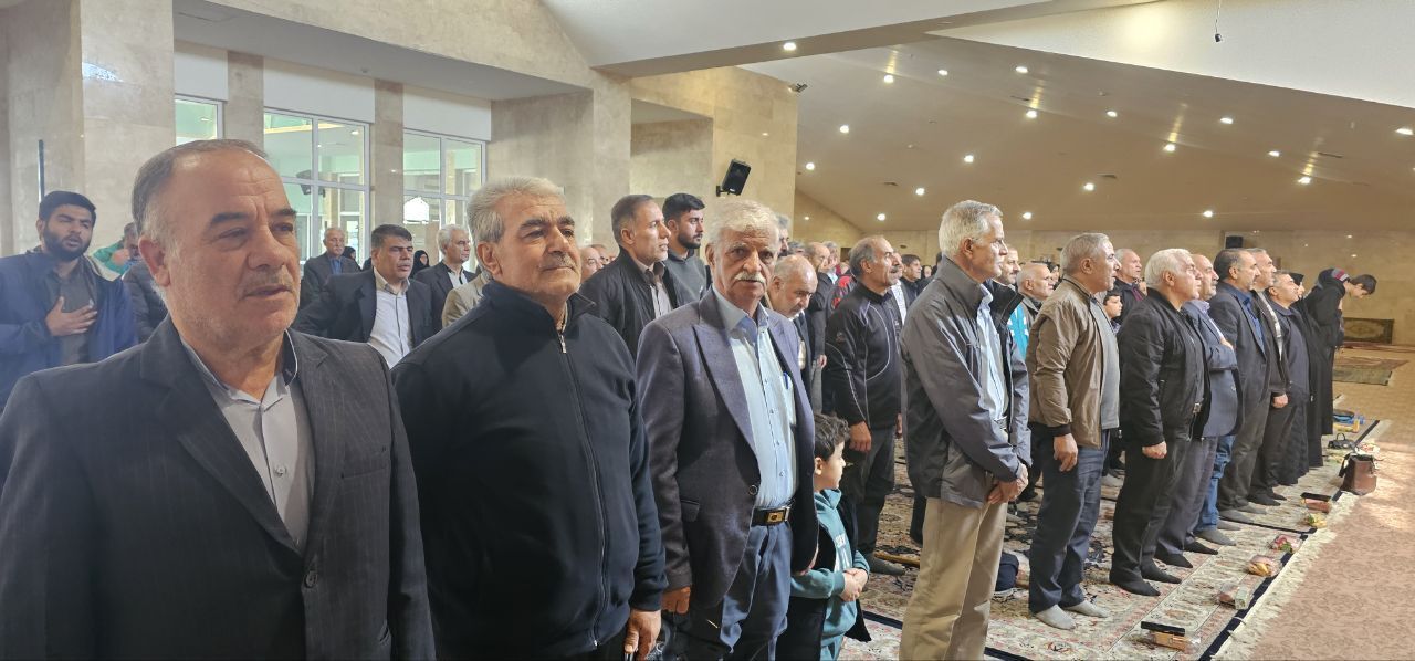 اجرای همایش پیاده روی پیشکسوتان انتظامی شهرستان تبریز بهمراه خانواده اجرای همایش پیاده روی پیشکسوتان انتظامی شهرستان تبریز بهمراه خانواده