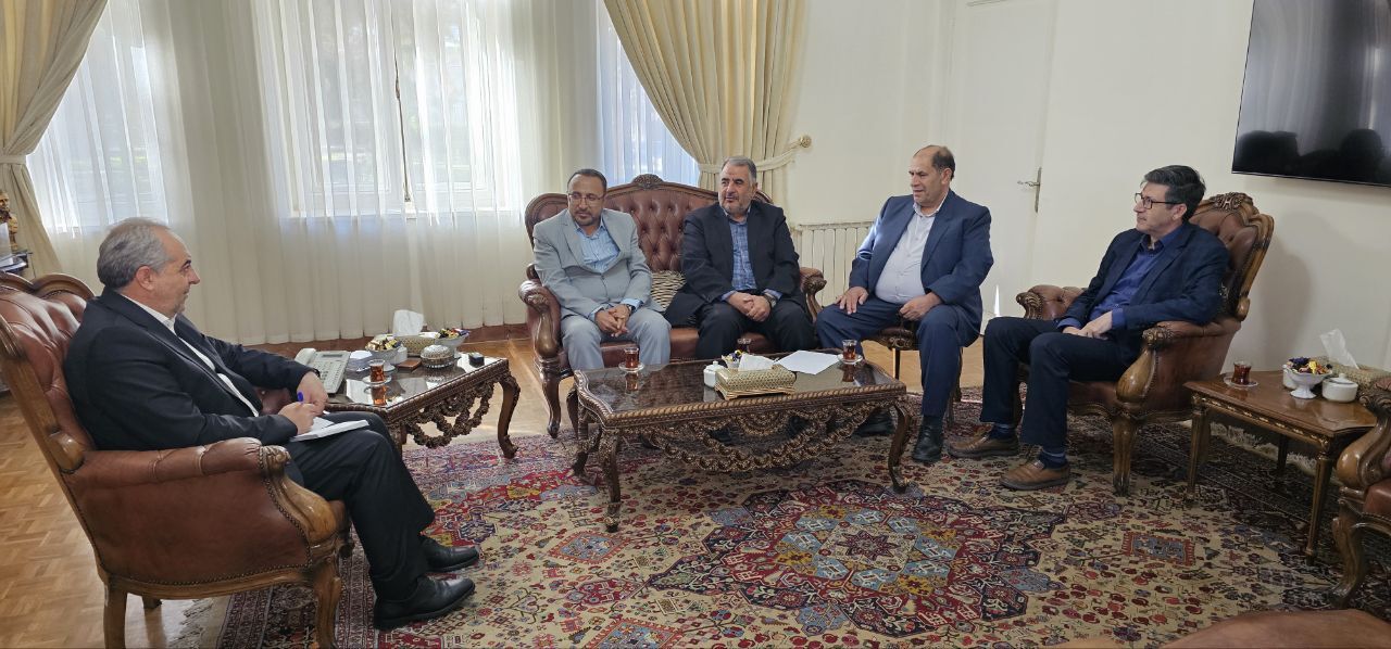 دیدار رئیس کانون بازنشستگان انتظامی استان آذربایجان شرقی با استاندار آذربایجان شرقی دیدار رئیس کانون بازنشستگان انتظامی استان آذربایجان شرقی با استاندار آذربایجان شرقی