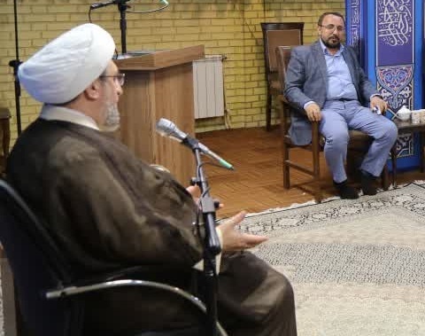 دیدار رئیس کانون بازنشستگان انتظامی استان آذربایجان شرقی با نماینده ولایت فقیه در استان آذربایجان شرقی و امام جمعه تبریز