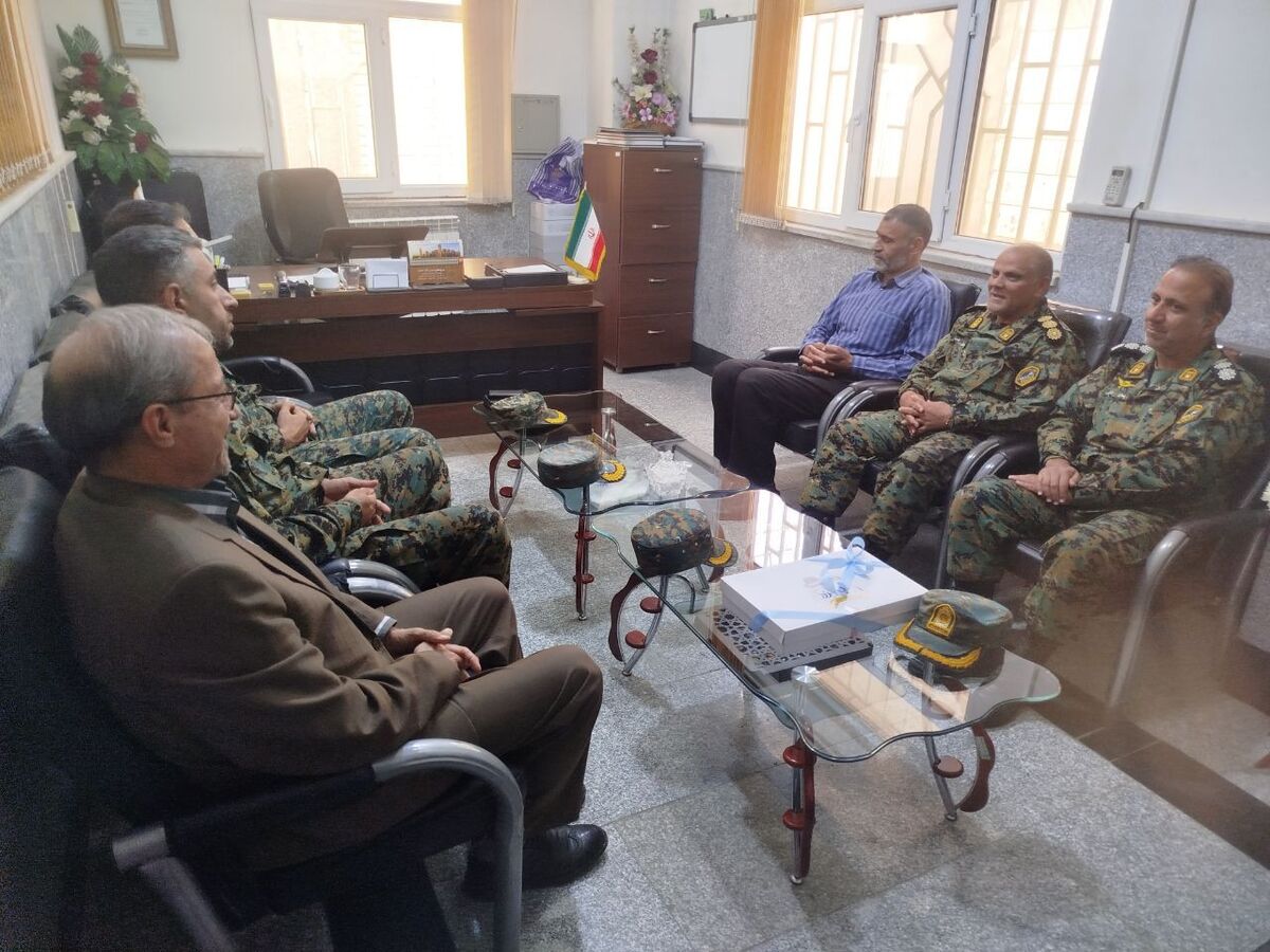 برگزاری جلسه تعاملی با فرمانده یگان ویژه انتظامی استان کرمانشاه