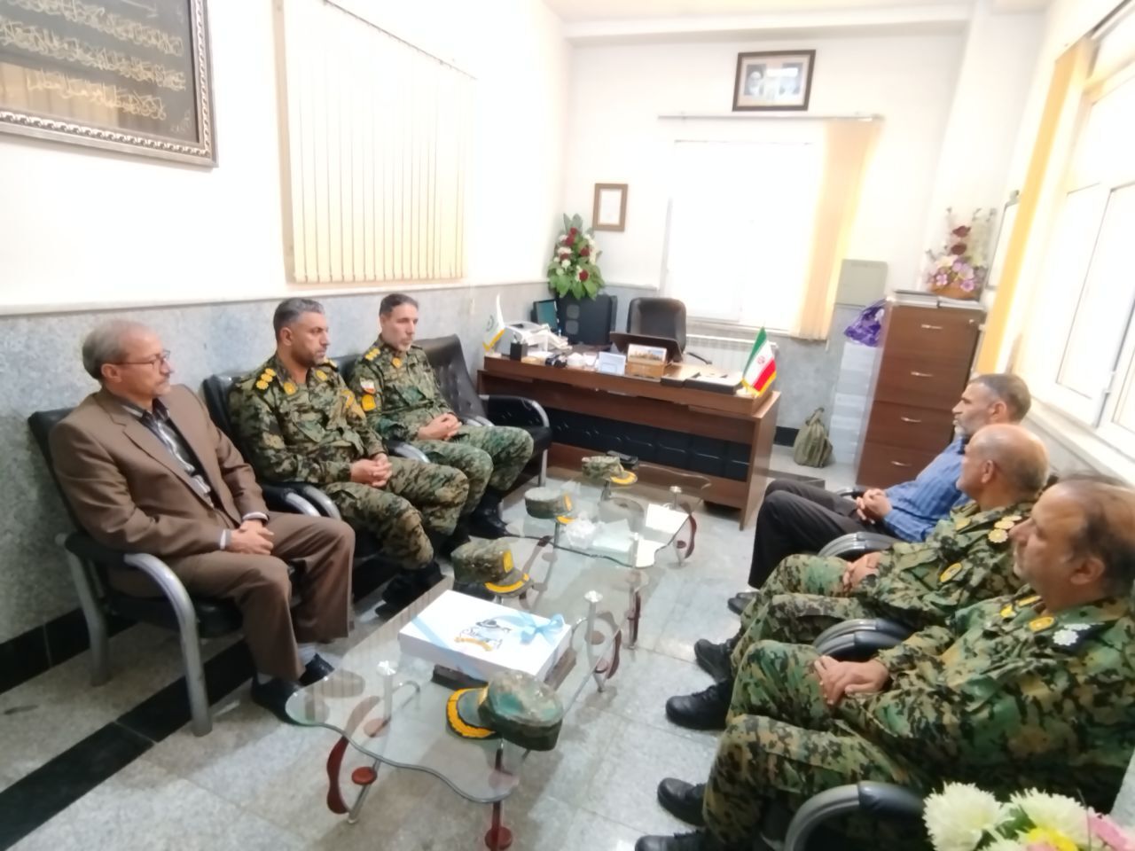 برگزاری جلسه تعاملی با فرمانده یگان ویژه انتظامی استان کرمانشاه