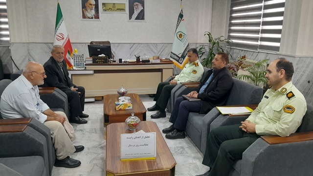 دیدار فرمانده انتظامی شهرستان آستانه اشرفیه با بازنشستگان به مناسبت روز پرستار دیدار فرمانده انتظامی شهرستان آستانه اشرفیه با بازنشستگان به مناسبت روز پرستار