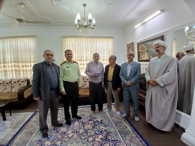 دیدار رئیس کانون استان با پیشکسوتان شهرستان املش دیدار رئیس کانون استان با پیشکسوتان شهرستان املش