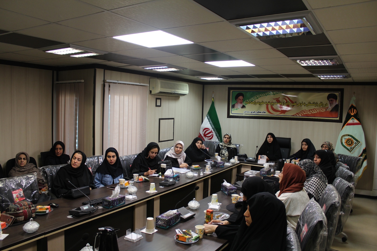 برگزاری کارگاه آموزشی مهارت های زندگی (سبک های ارتباطی، قاطعیت و جرئت مندی در رابطه) بانوان کانون تهران بزرگ