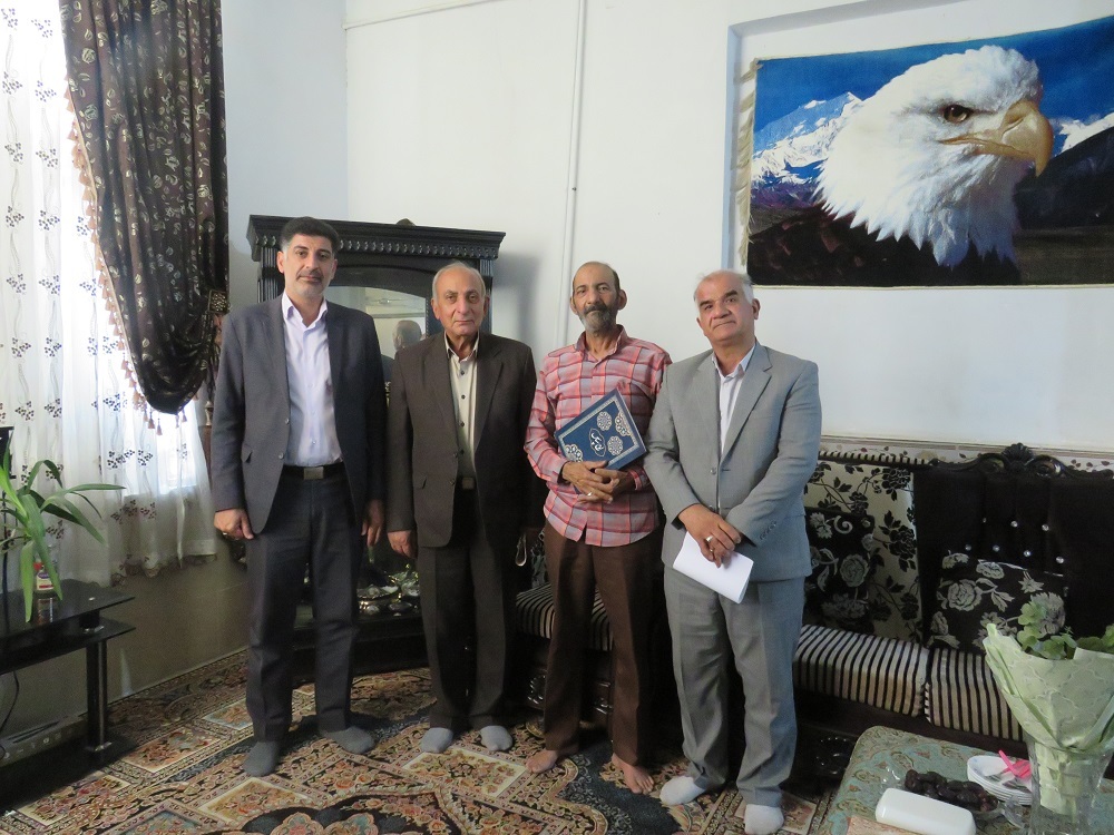 دیدار صمیمی با ۷ نفر از بازنشستگان و مستمری بگیران شهرستان یزد