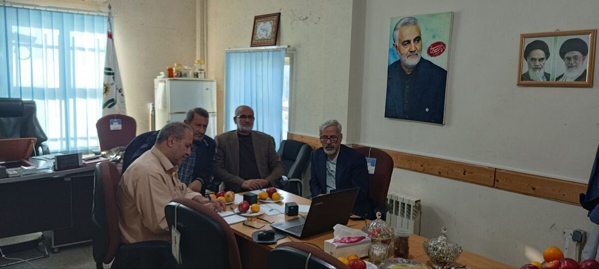 وبینار کانون بازنشستگان انتظامی با محور افزایش حقوق و یارانه «حکمت» برگزار شد وبینار کانون بازنشستگان انتظامی با محور افزایش حقوق و یارانه «حکمت» برگزار شد