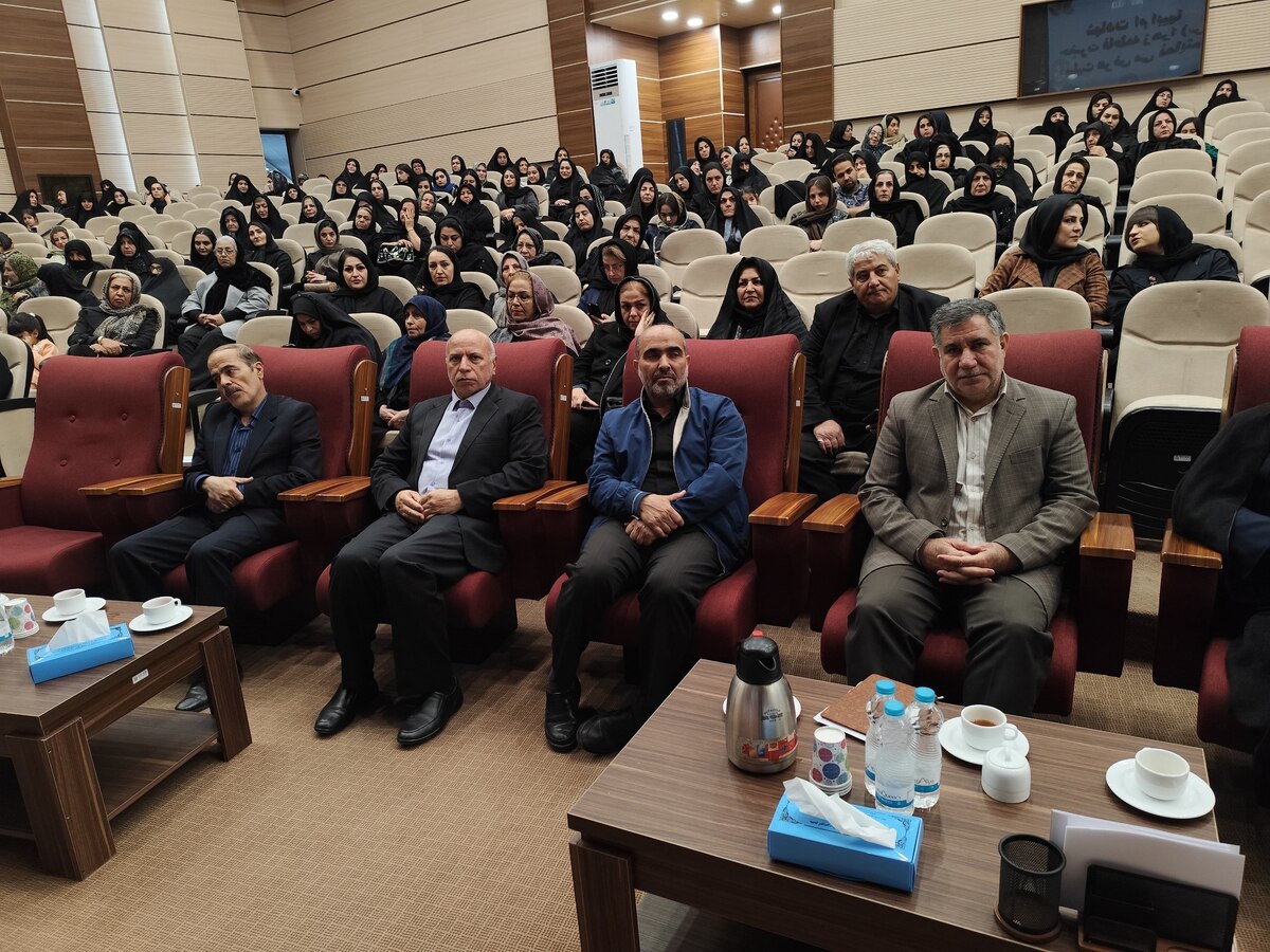 ضیافت مستمری بگیران نیروهای مسلح شهرستان اردبیل