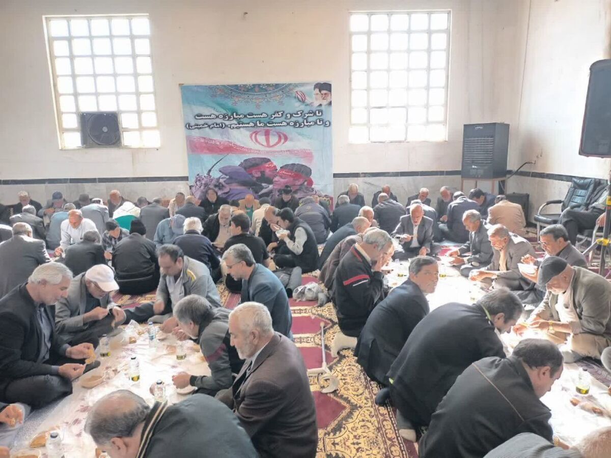 برگزاري همایش پیاده روي خانوادگی شهرستان گناباد