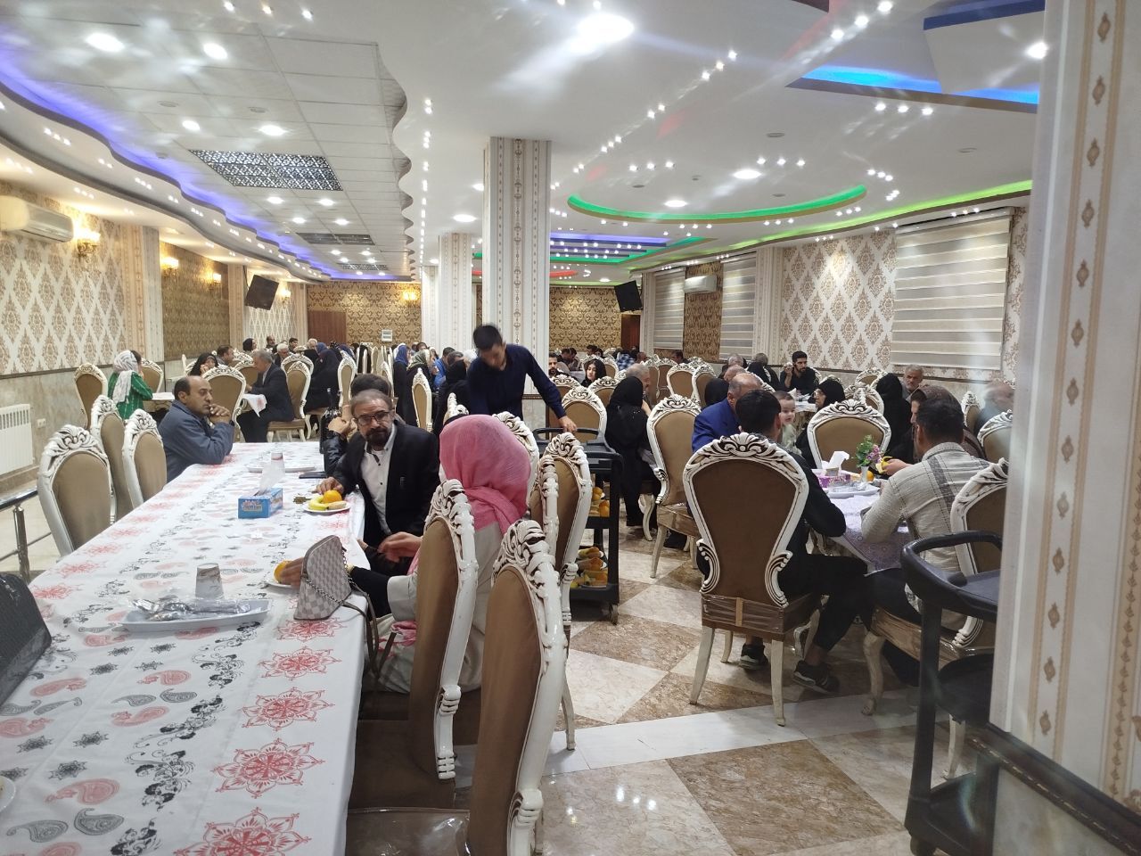 برگزاري ضیافت خانوادگی بازنشستگان انتظامی استان کرمانشاه با حضور ۵۰ نفربازنشسته و خانواده آنها.