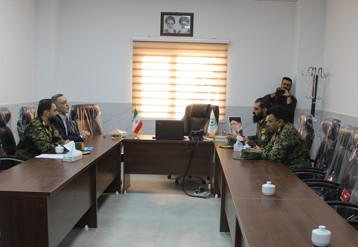 دیدار فرمانده یگان ویژه شرق استان تهران با رئیس کانون شرق