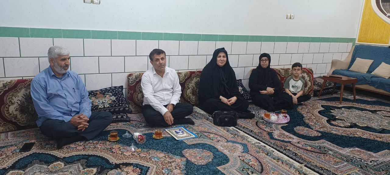 دیدار با 7 نفر از بازنشستگان و مستمری بگیران شهرستان شوشتر