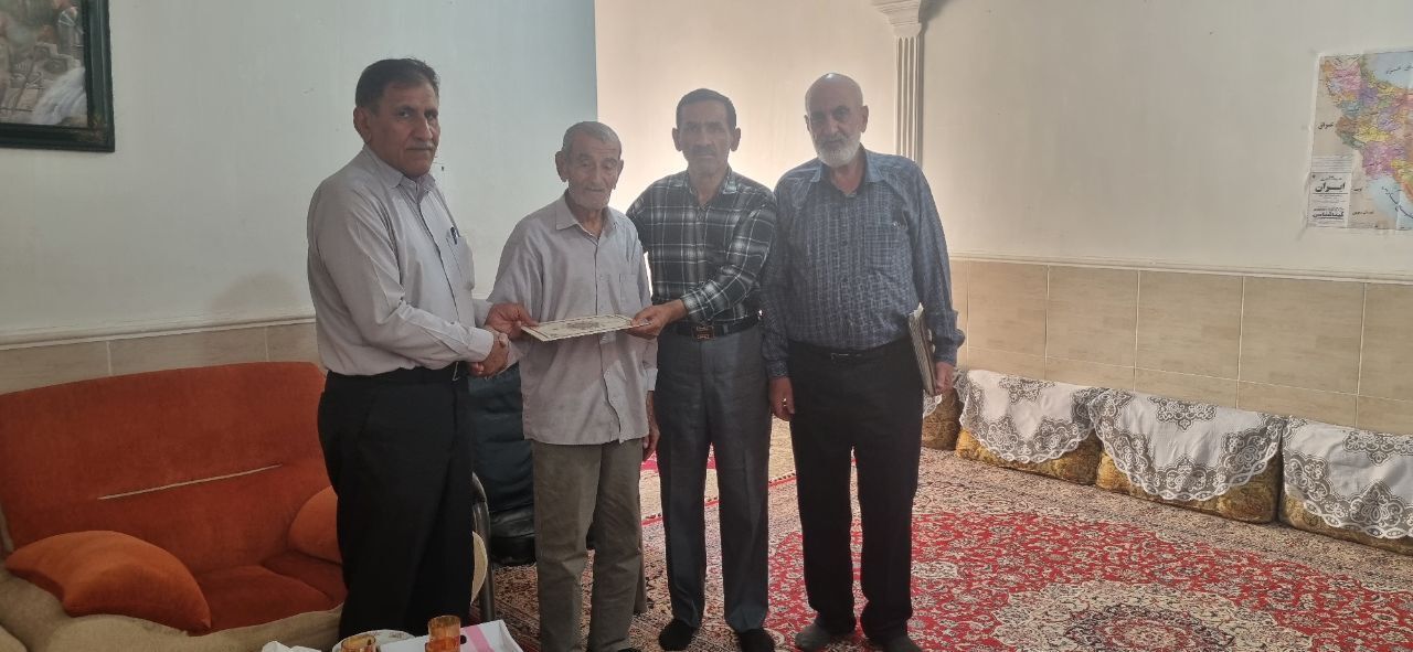 دیدار با 8 نفر از بازنشستگان و مستمری بگیران شهرستان بهبهان