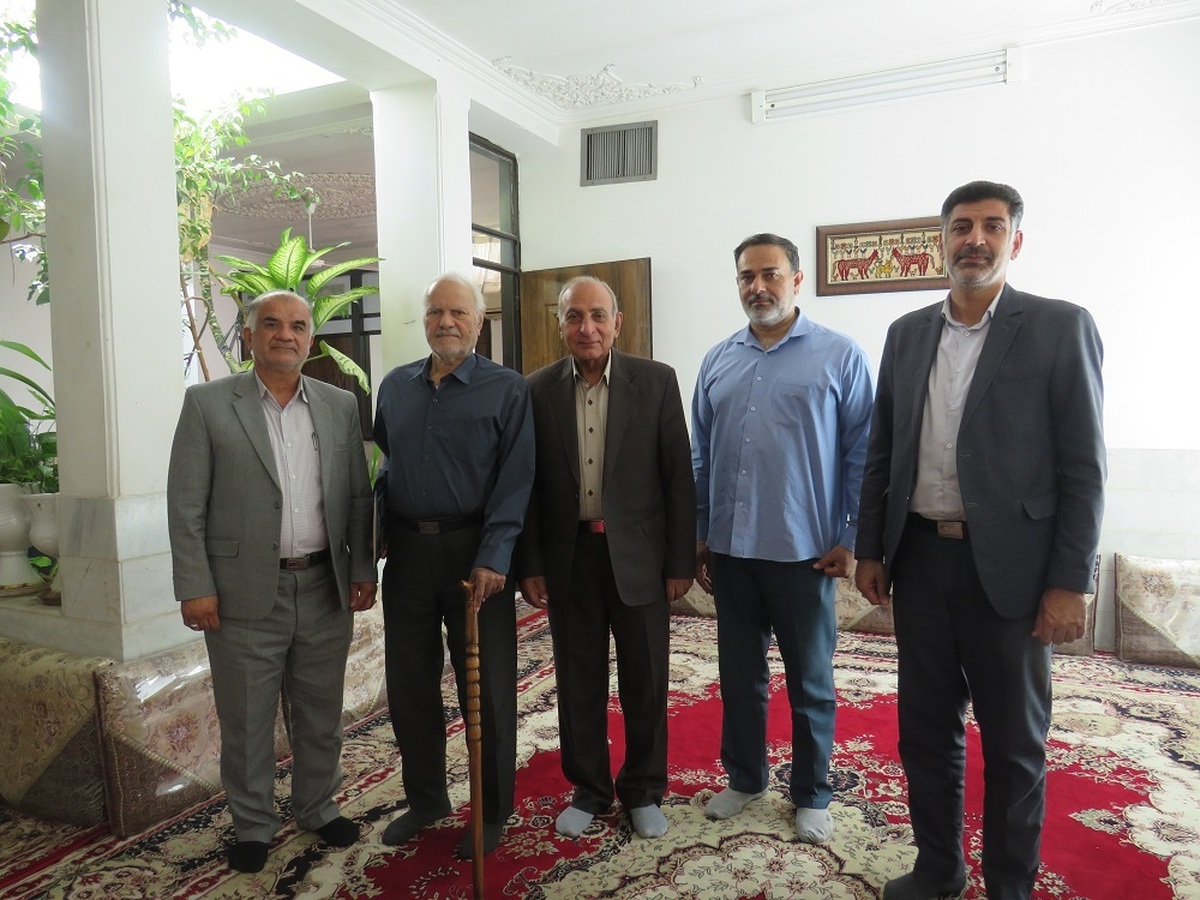 دیدار صمیمی با بازنشسته جناب آقای اکبر کارگران بافقی