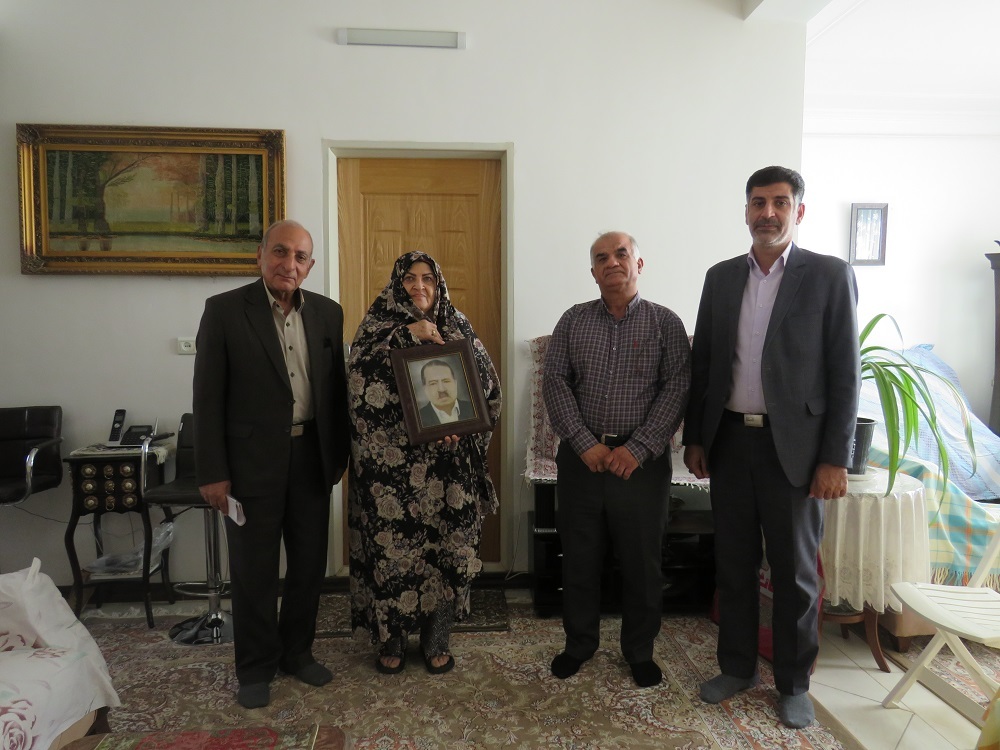 دیدار صمیمی با ۶ نفر از بازنشستگان و مستمری بگیران شهرستان یزد