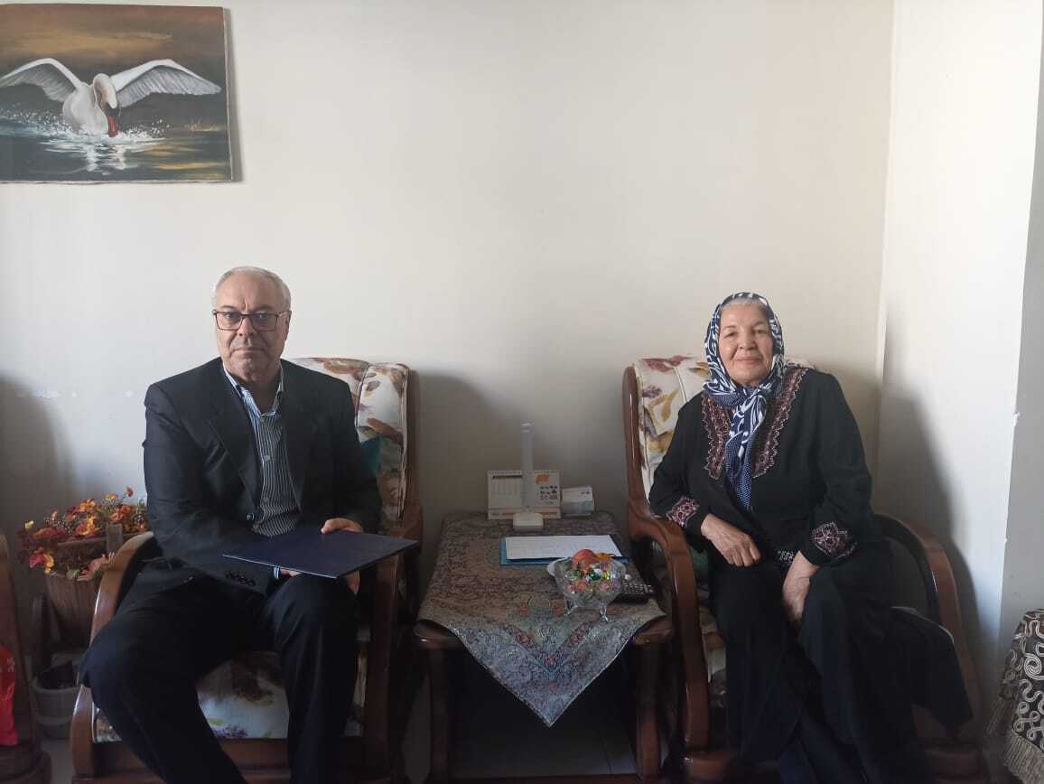 دیدار با خانواده پیشکسوت فقید احمد اشراقی