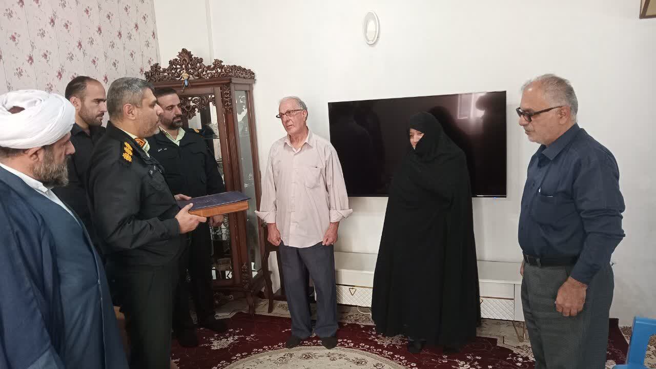 دیدار با بازنشستگان شهرستان بندرانزلی دیدار با بازنشستگان شهرستان بندرانزلی