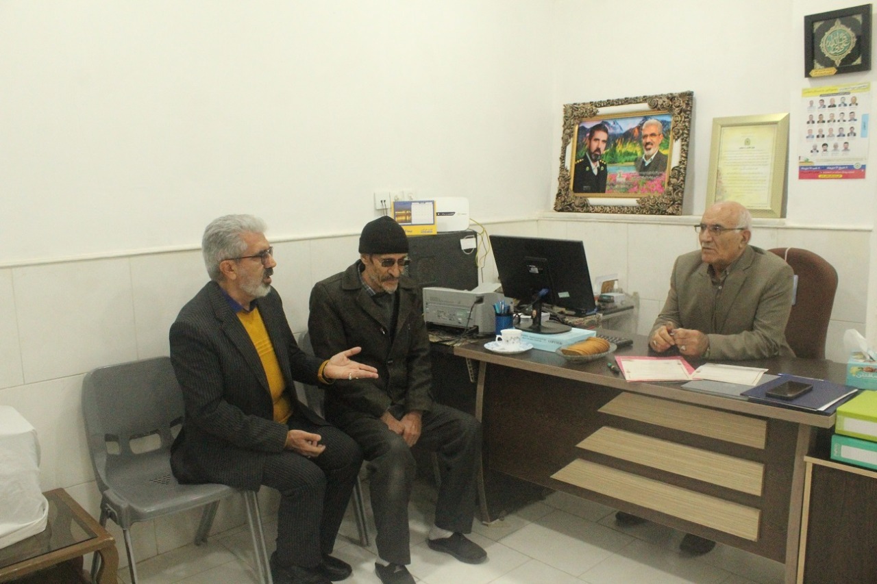 بازدید رئیس کانون استان از دفتر نمایندگی شهرستان کاشان بازدید رئیس کانون استان از دفتر نمایندگی شهرستان کاشان