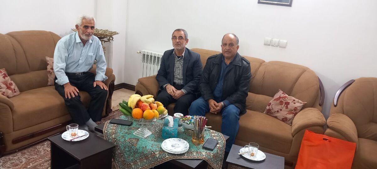 دیدار و تجلیل از بازنشسته سیدحسین میرحسینی در شهرستان بابل