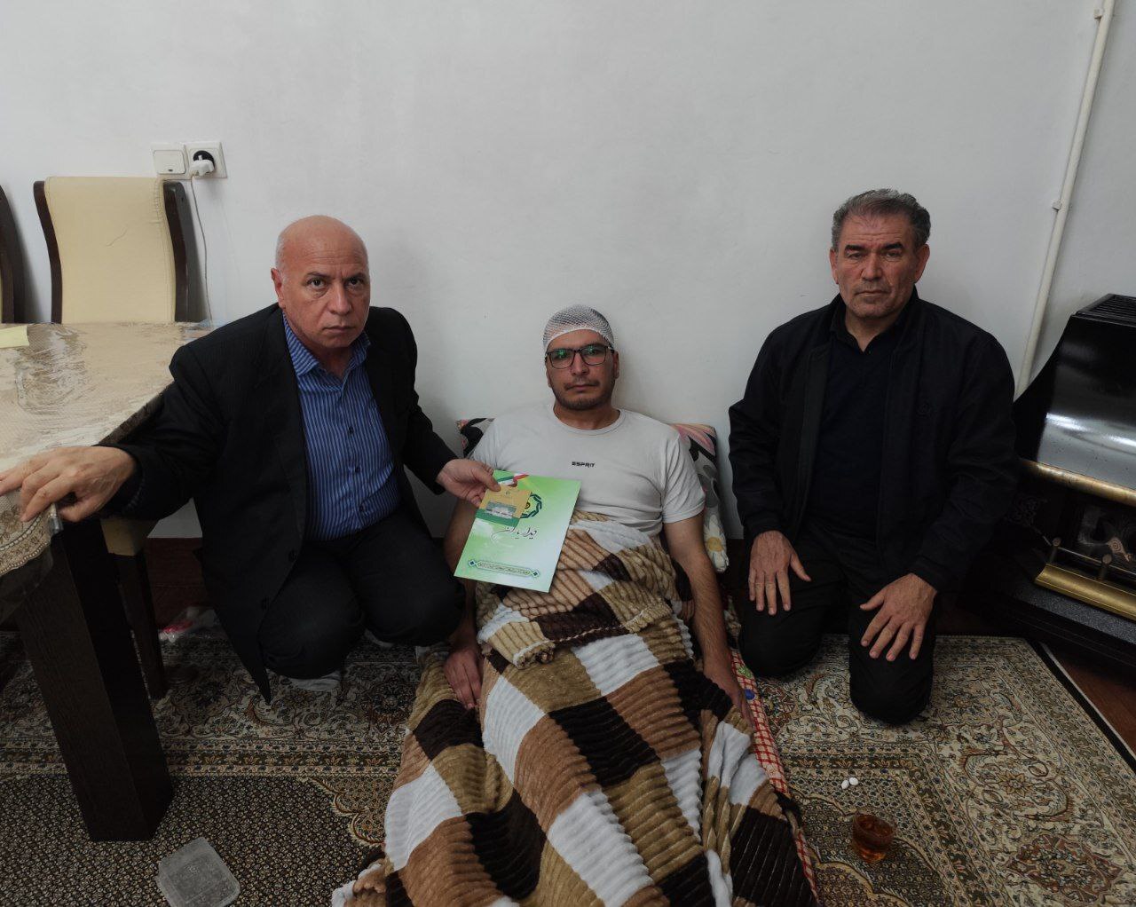 دیدار با 5 تن از بازنشستگان و مستمری بگیران استان اردبیل