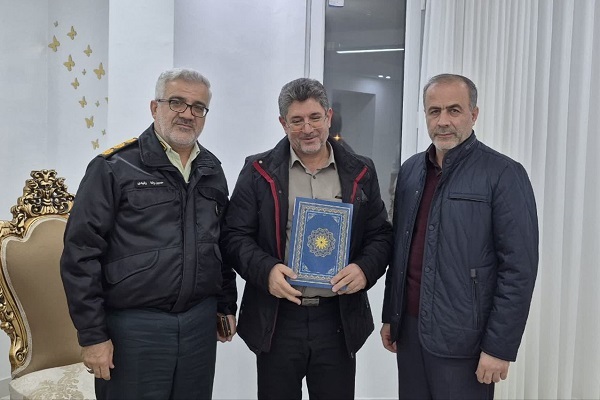 دیدار با 3 پیشکسوت بازنشسته شهرستان سنندج دیدار با 3 پیشکسوت بازنشسته شهرستان سنندج