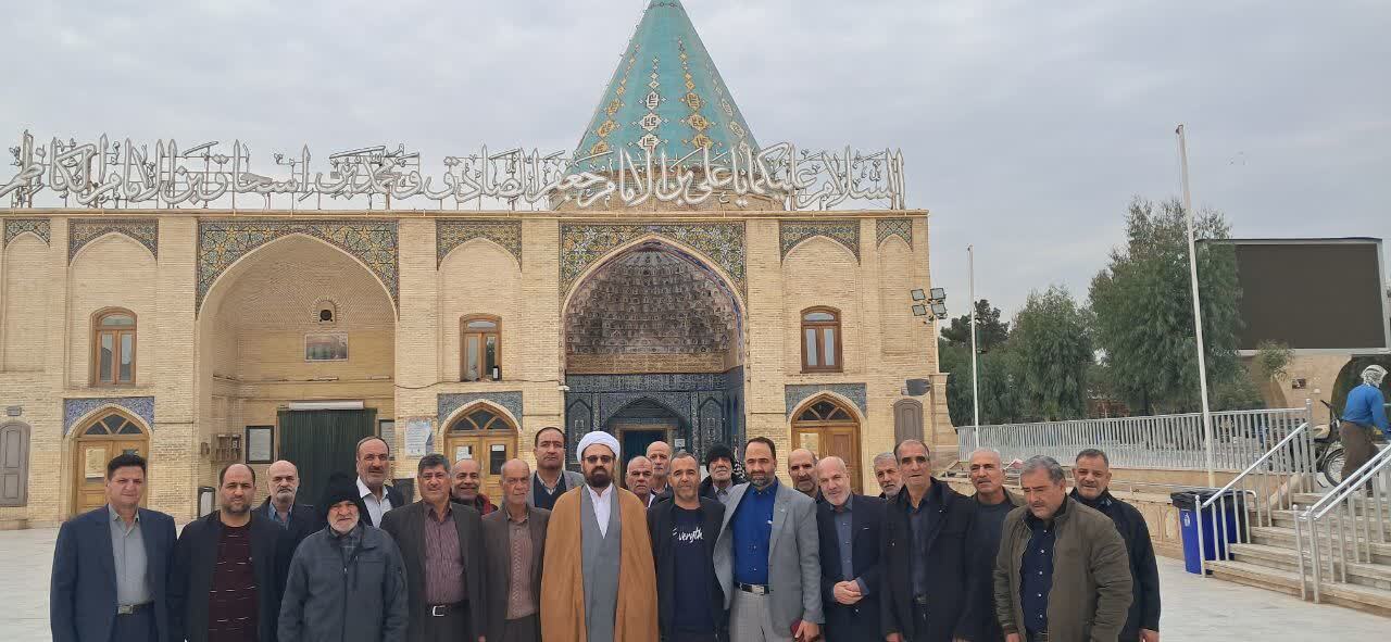 برگزاری اردوی یک روزه بصیرتی قم با حضور 30 بازنشسته از شهرستان اراک