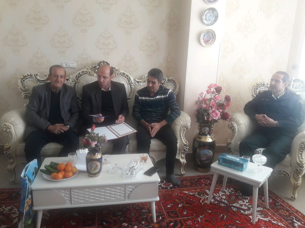 دیدار با ۴ نفر از اعضای وابسته شهرستان مراغه در منزل دیدار با ۴ نفر از اعضای وابسته شهرستان مراغه در منزل