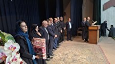 تجلیل از بازنشسته انتظامی علی قاضی زاده در همایش « مردان بی‌ادعا، قهرمانان خاموش زندگی ما » در شهرستان مرند