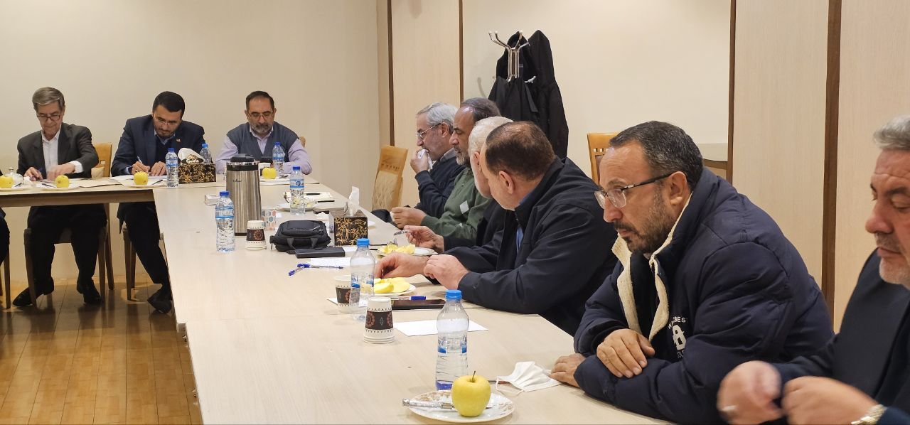 جلسه تعامل رؤسای کانون های بازنشستگان انتظامی و سپاه استان آذربایجان شرقی با نمایندگان مردم تبریز ، آذرشهر و اسکو در مجلس شورای اسلامی جلسه تعامل رؤسای کانون های بازنشستگان انتظامی و سپاه استان آذربایجان شرقی با نمایندگان مردم تبریز ، آذرشهر و اسکو در مجلس شورای اسلامی