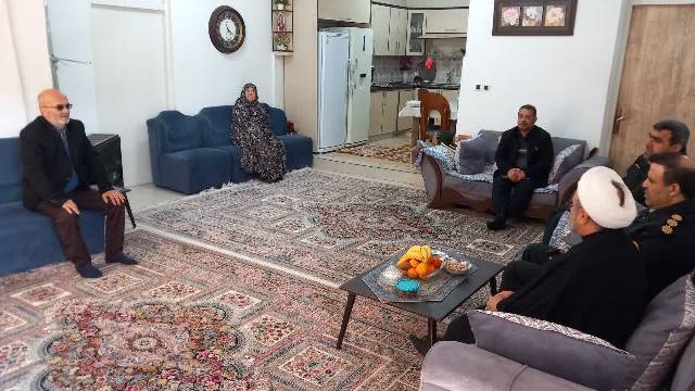 دیدار با بازنشستگان و خانواده شهدای شهرستان آستانه اشرفیه