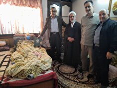 عیادت از پیشکسوت انتظامی در شهرستان محمودآباد