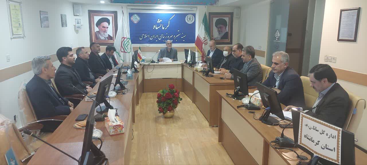 دیداررؤسای کانونهای بازنشستگان نیروهای مسلح استان کرمانشاه با نماینده مردم کرمانشاه در مجلس شورای اسلامی دیداررؤسای کانونهای بازنشستگان نیروهای مسلح استان کرمانشاه با نماینده مردم کرمانشاه در مجلس شورای اسلامی