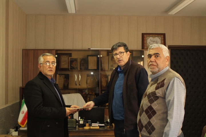 دیدار با ۱۰ نفر از بازنشستگان انتظامی شهرستان تبریز دیدار با ۱۰ نفر از بازنشستگان انتظامی شهرستان تبریز