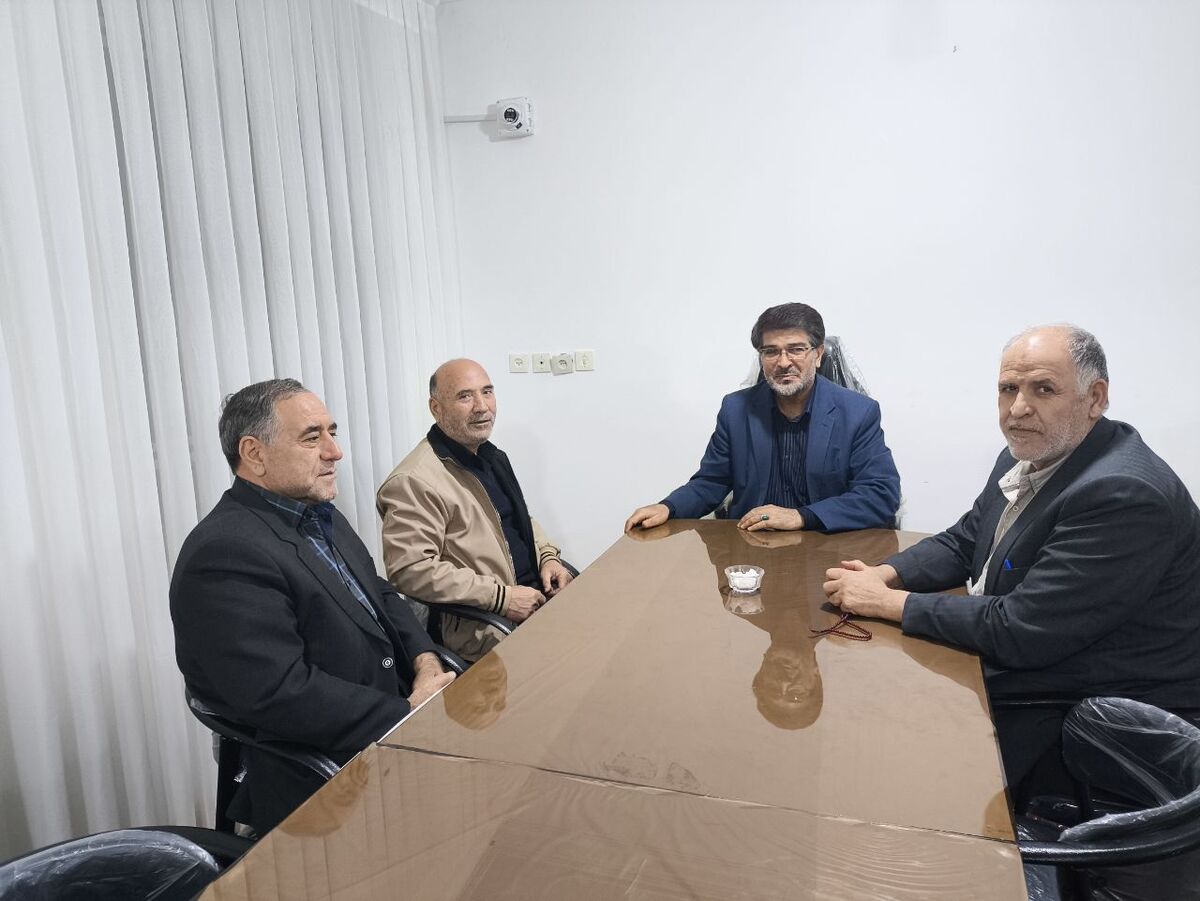 دیدار رئیس کانون  انتظامی شهرستان میاندوآب با نماینده مجلس شورای اسلامی