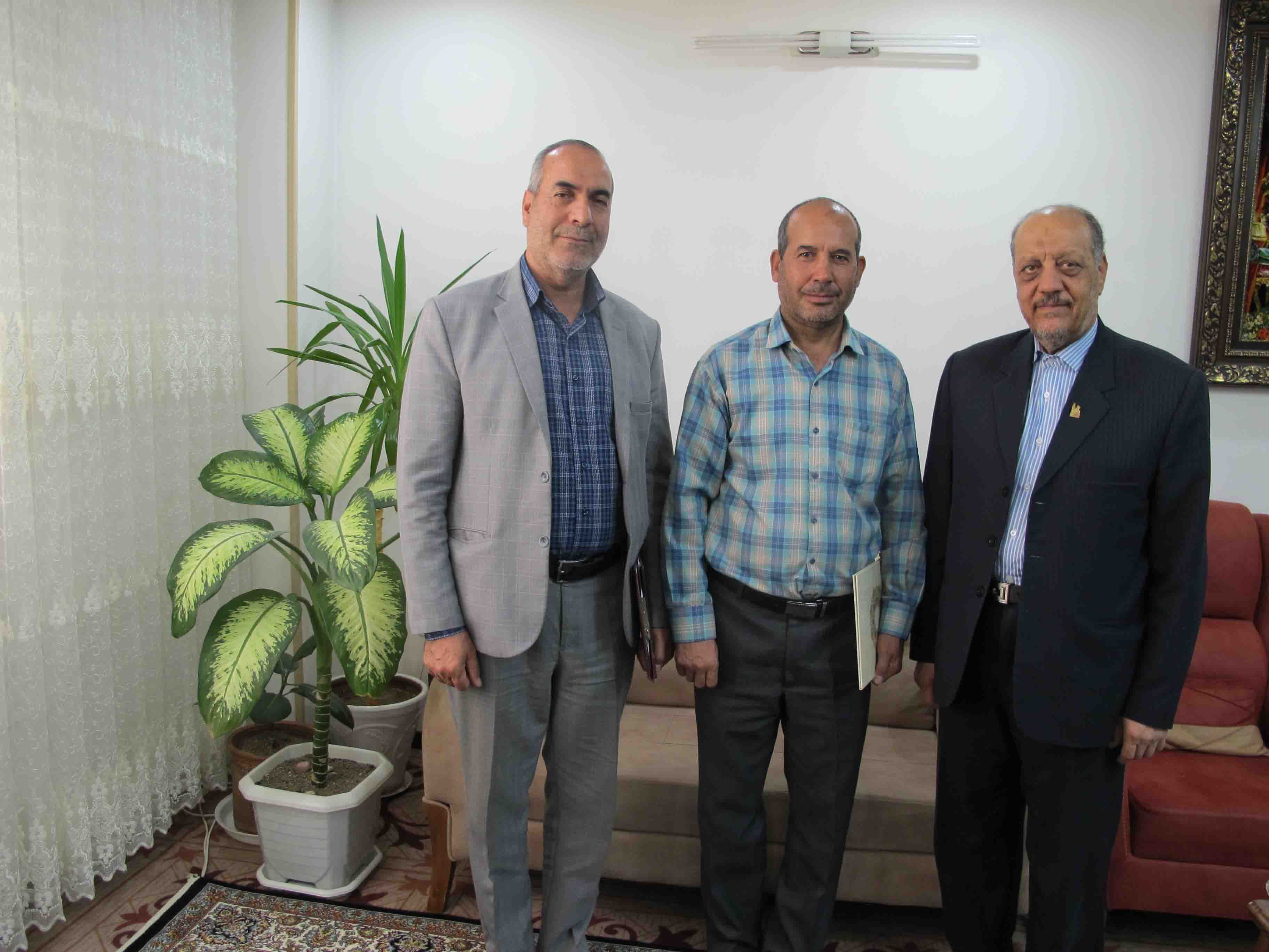 دیدار و سرکشی از 5 نفر پیشکسوت در شهرستان اراک دیدار و سرکشی از 5 نفر پیشکسوت در شهرستان اراک