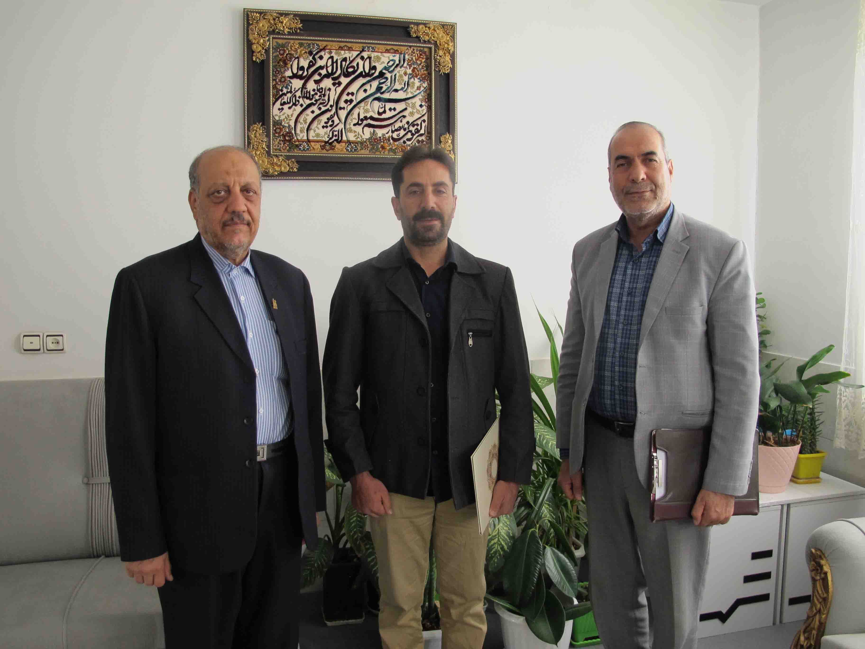 دیدار و سرکشی از 5 نفر پیشکسوت در شهرستان اراک دیدار و سرکشی از 5 نفر پیشکسوت در شهرستان اراک